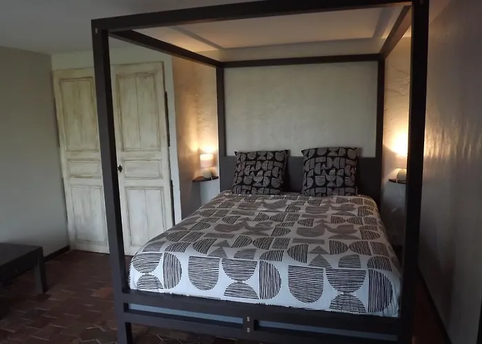 D'hotes La Tour De Bellevue *