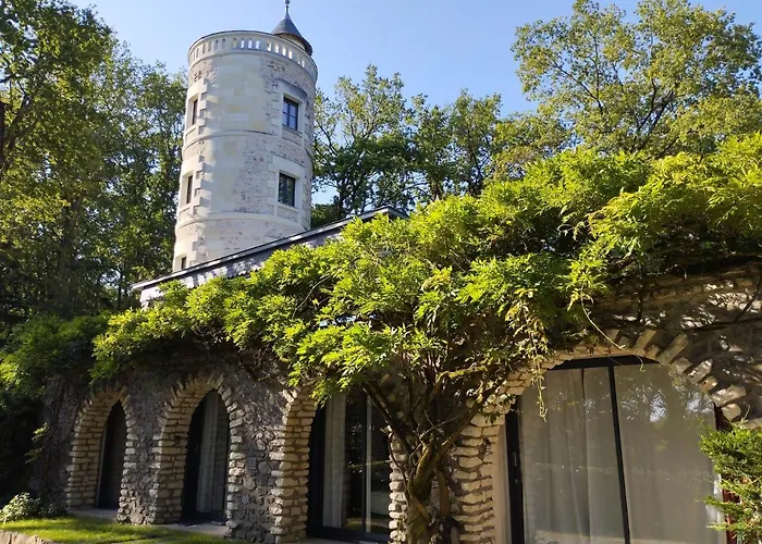 Pensión D'hotes La Tour De Bellevue