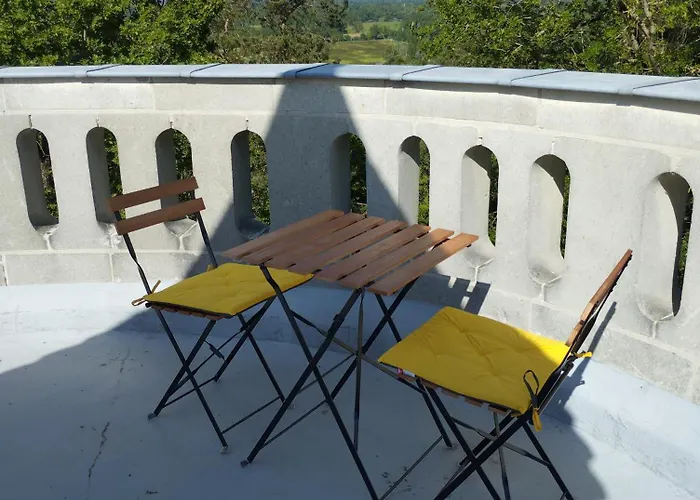 D'hotes La Tour De Bellevue Pensión *